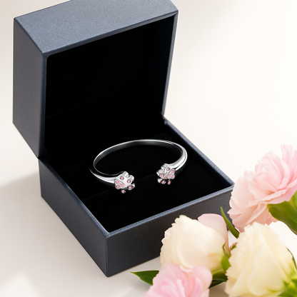 Paw Hug Ring